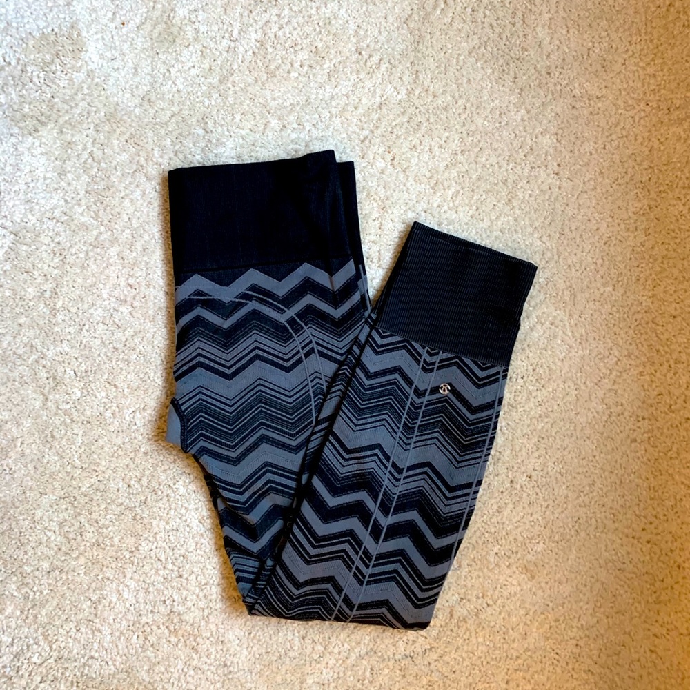 Lululemon Ebb to Street Leggings